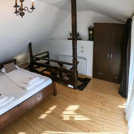 Casa Veche Guest house